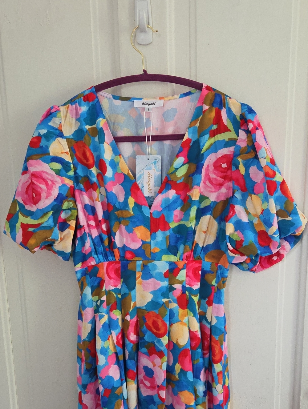 Bright Floral Influencer Dress - Picture 3 of 13